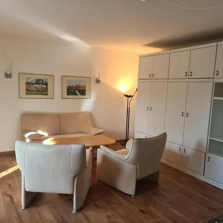 Apartment Mit Pool Und Sauna *